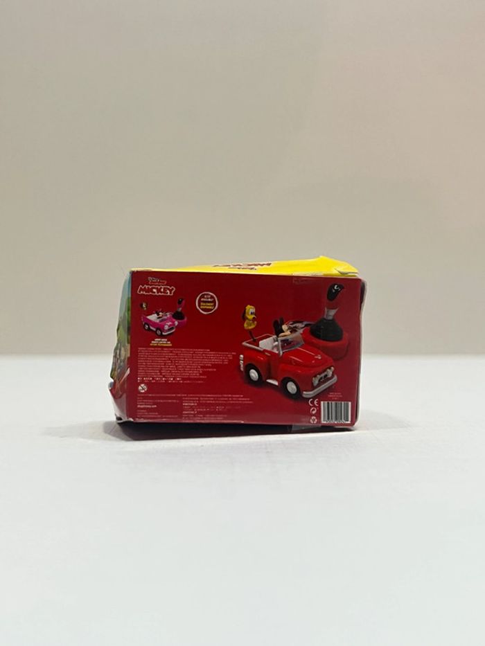 Mini Brands Disney Store série 1 - La voiture de Mickey - photo numéro 2