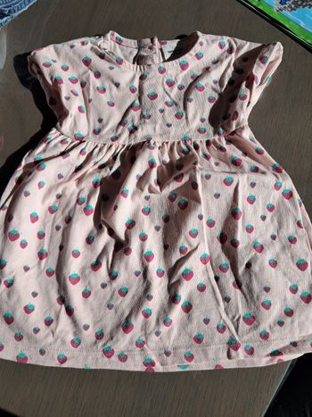 Robe fraises manches très courtes tao