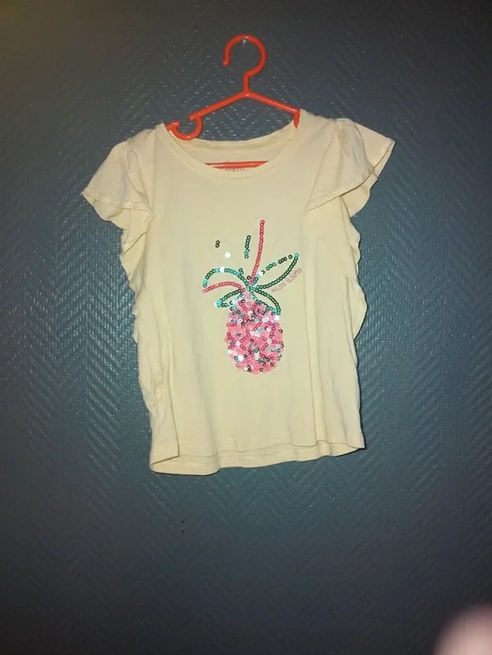 Tee shirt