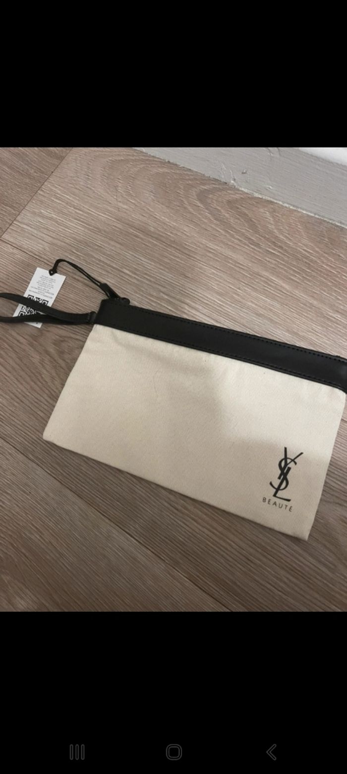 Pochette YSL