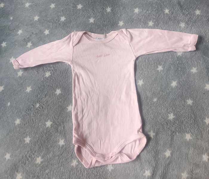 Lot de body 3 mois - photo numéro 6