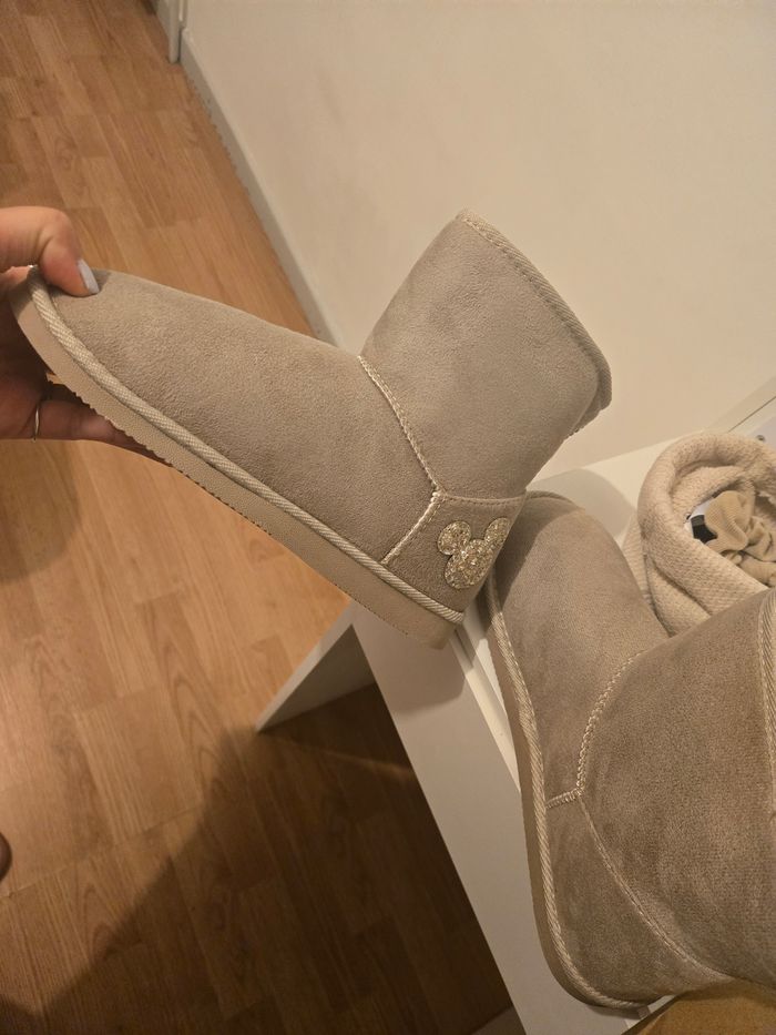 Bottes Minnie mouse neuves - photo numéro 2