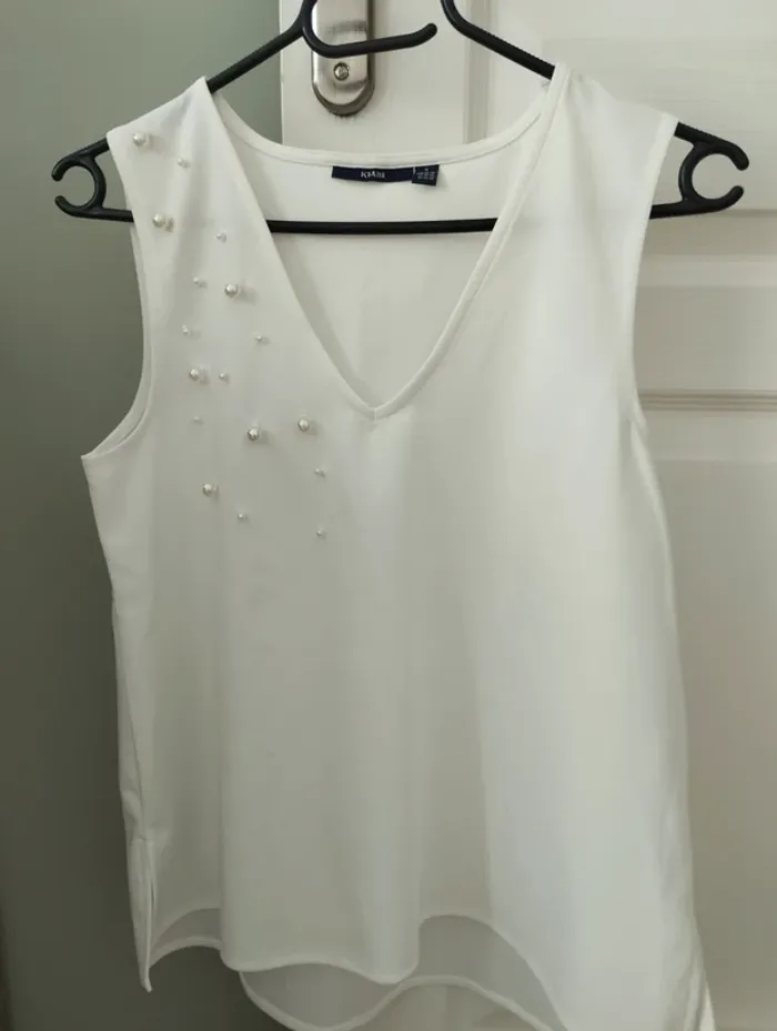 Blouse sans manches blanche à perles Kiabi 36