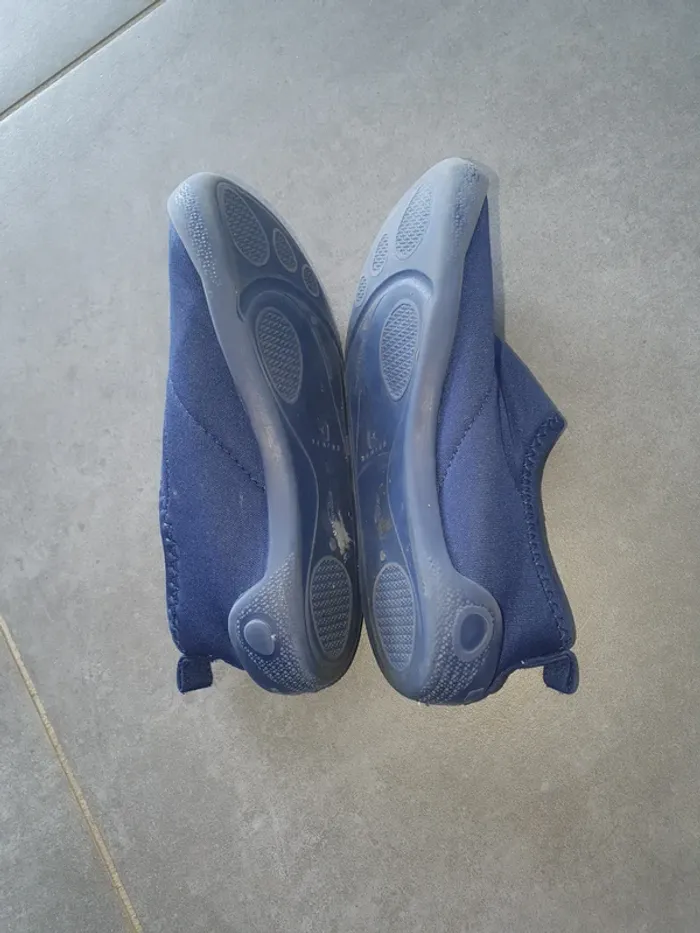 Chaussons Domyos pointure 28 - photo numéro 3
