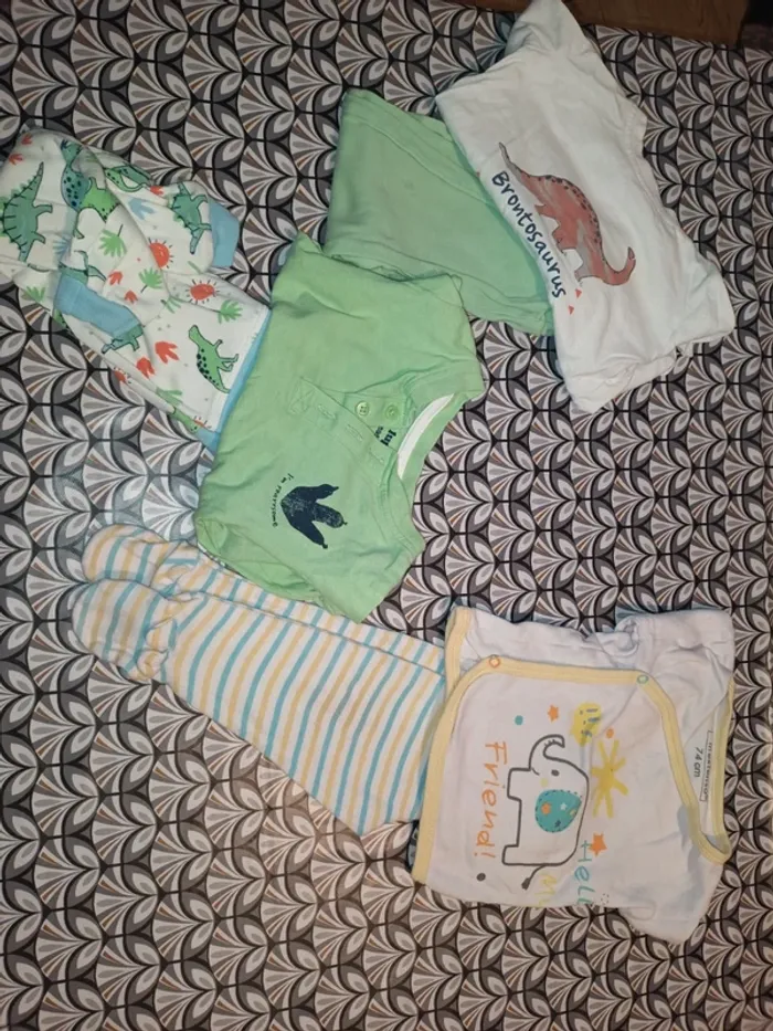 Lot de 10 pyjamas bébé garçon 12 mois - photo numéro 2