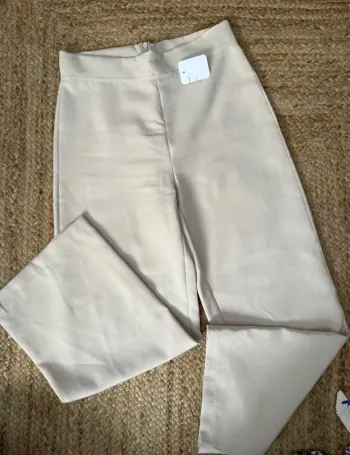 Pantalon large beige clair taille haute S (Marque Meitea)