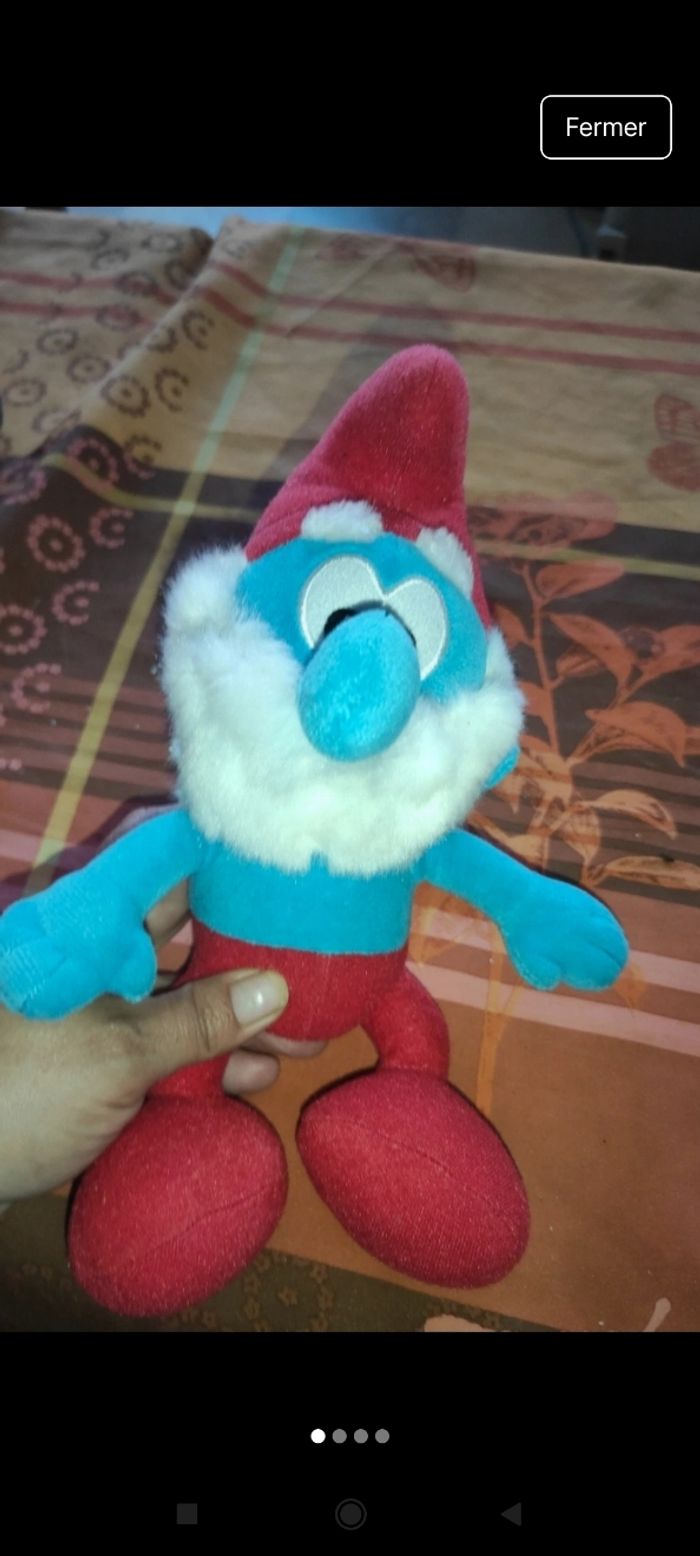 Peluche stroumpf 
J42