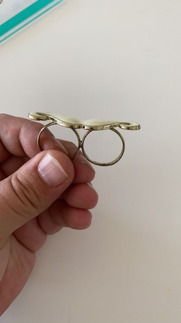 Belle bague plusieurs doigts pour la taille voir photos - photo numéro 2