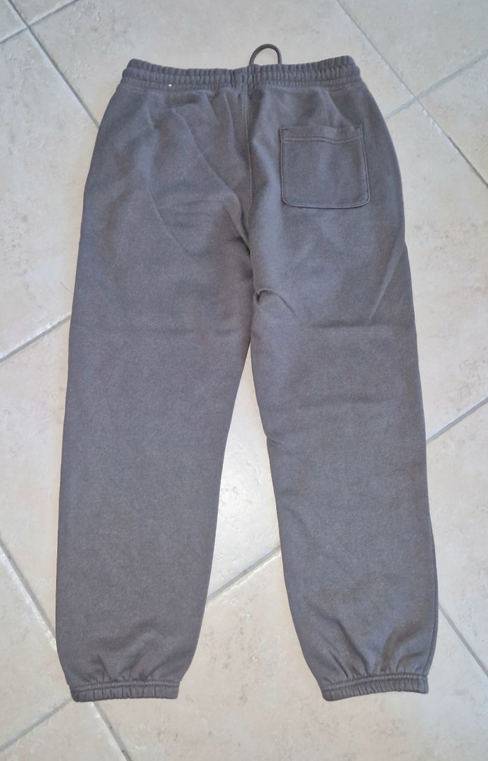 Pantalon de jogging gris h&m S excellent état - photo numéro 2