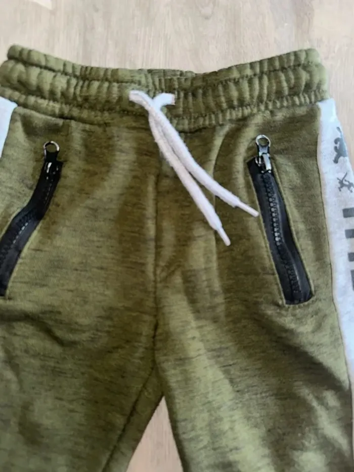 Pantalon survêtement roi lion - photo numéro 2