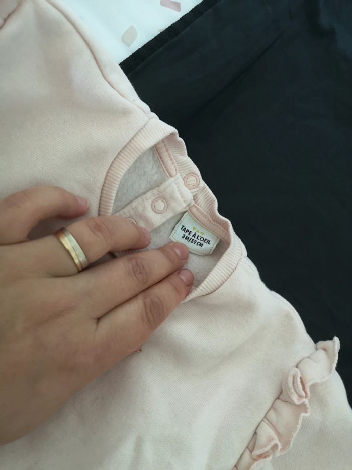 Pull fille 3 mois - photo numéro 2