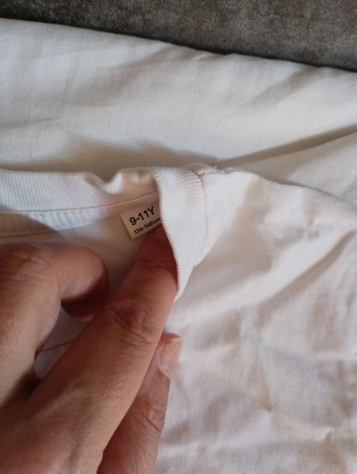 Tee shirt manches courtes halloween taille 10 ans - photo numéro 4