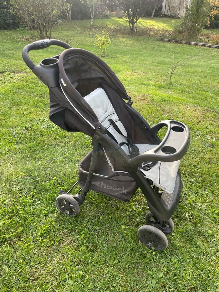 Poussette hyper pratique - photo numéro 2
