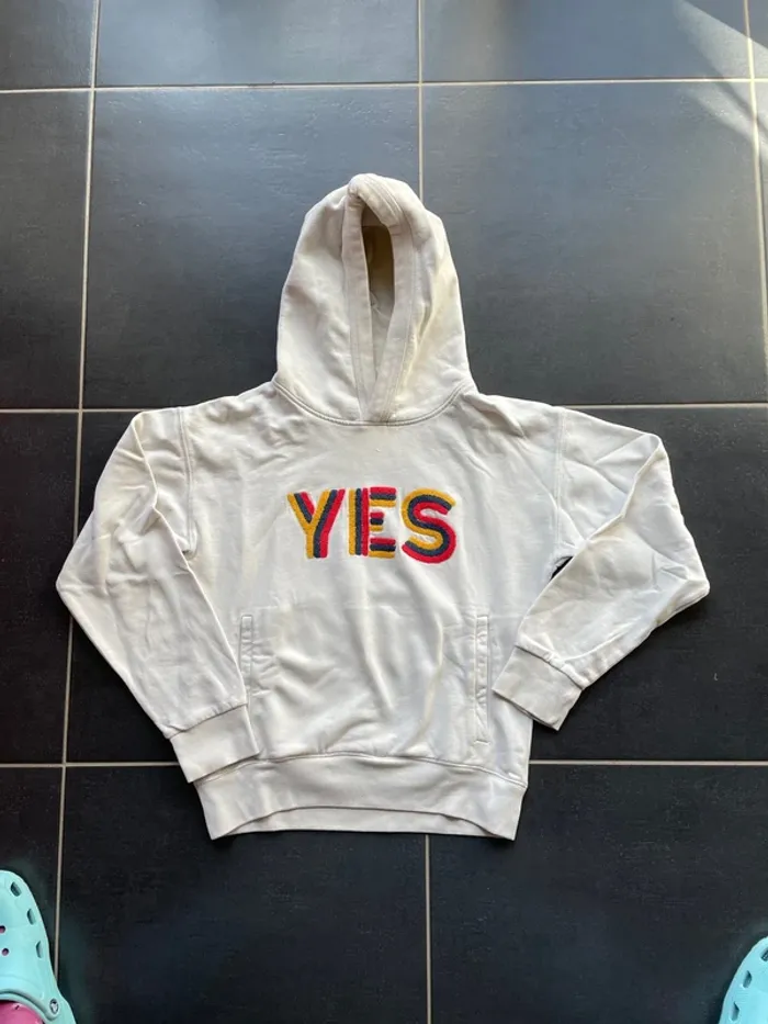 Sweat-shirt à capuche