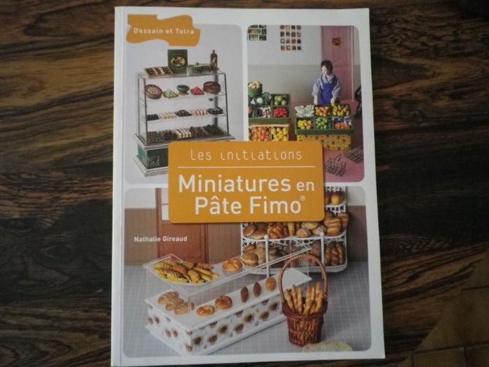 MINIATURES EN PATE FIMO