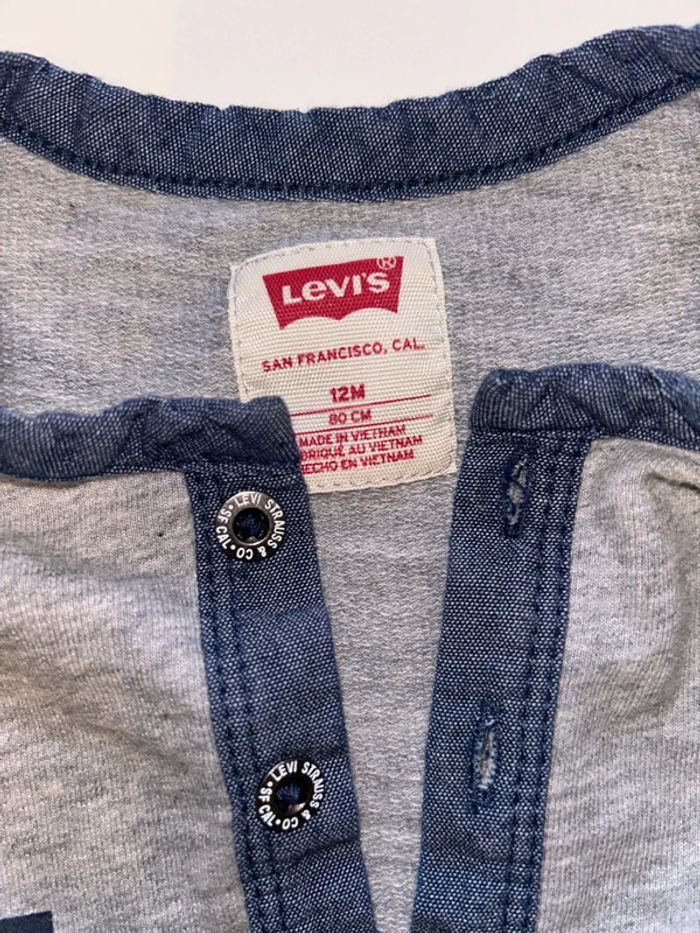 Combi short #Levi’s#taille 12 mois - photo numéro 2