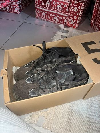 Yeezy 500 taille 44