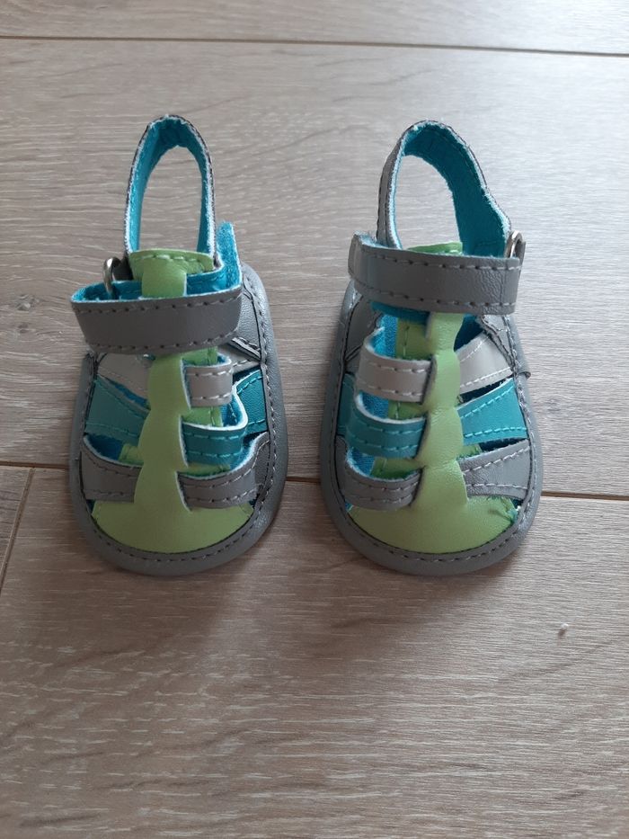 Divers chaussures bébé - photo numéro 9