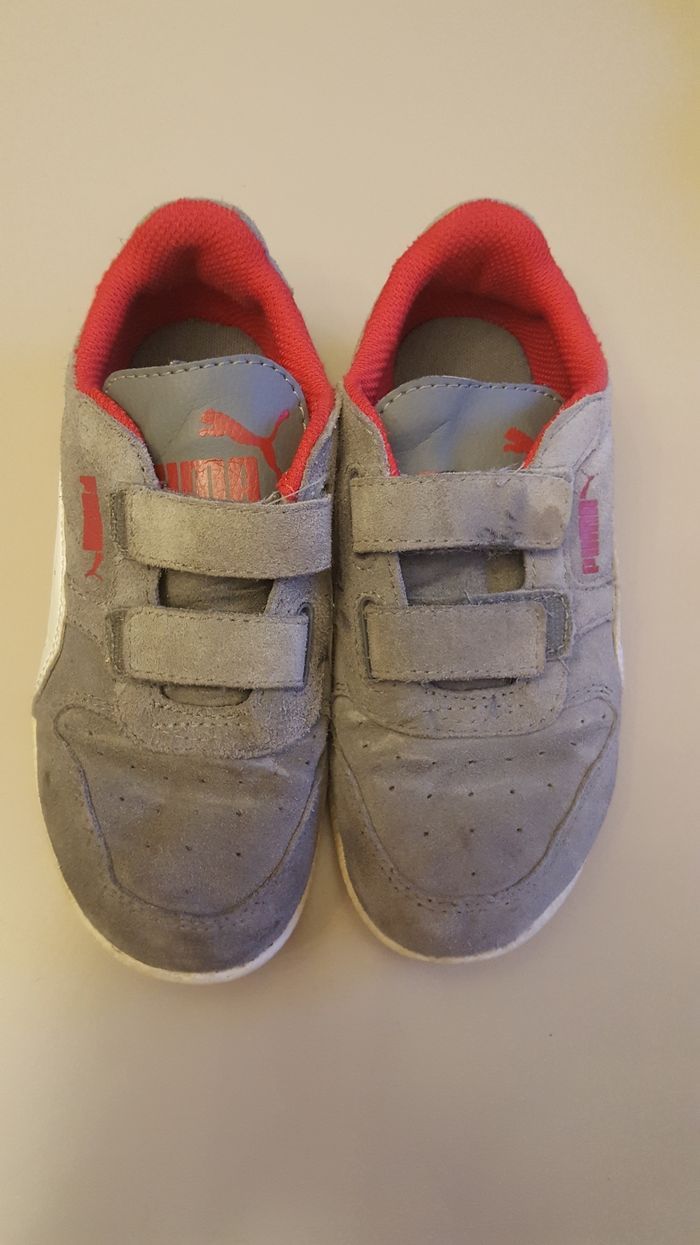 Baskets Puma en cuir suédé  taille 31