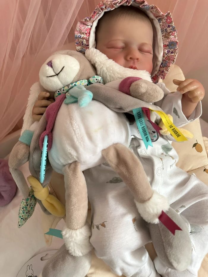 Doudou / hochet lapin Toopi - photo numéro 7