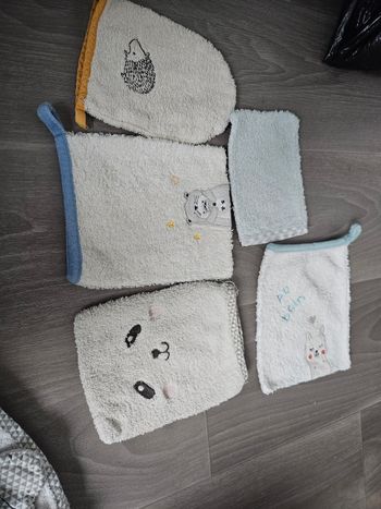 Serviette et gant de toilette bebe 