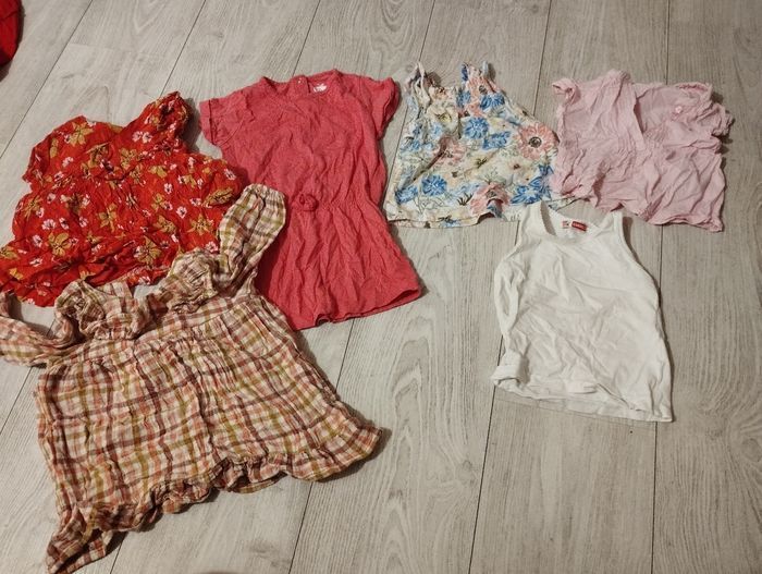 Lot  été / mi saison bébé fille 6 mois - photo numéro 3