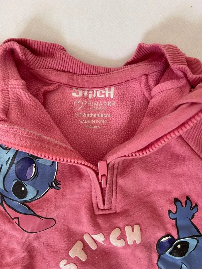 Ensemble bébé fille Primark – Taille 12 mois – Pull + Pantalon motif Stitch - photo numéro 3