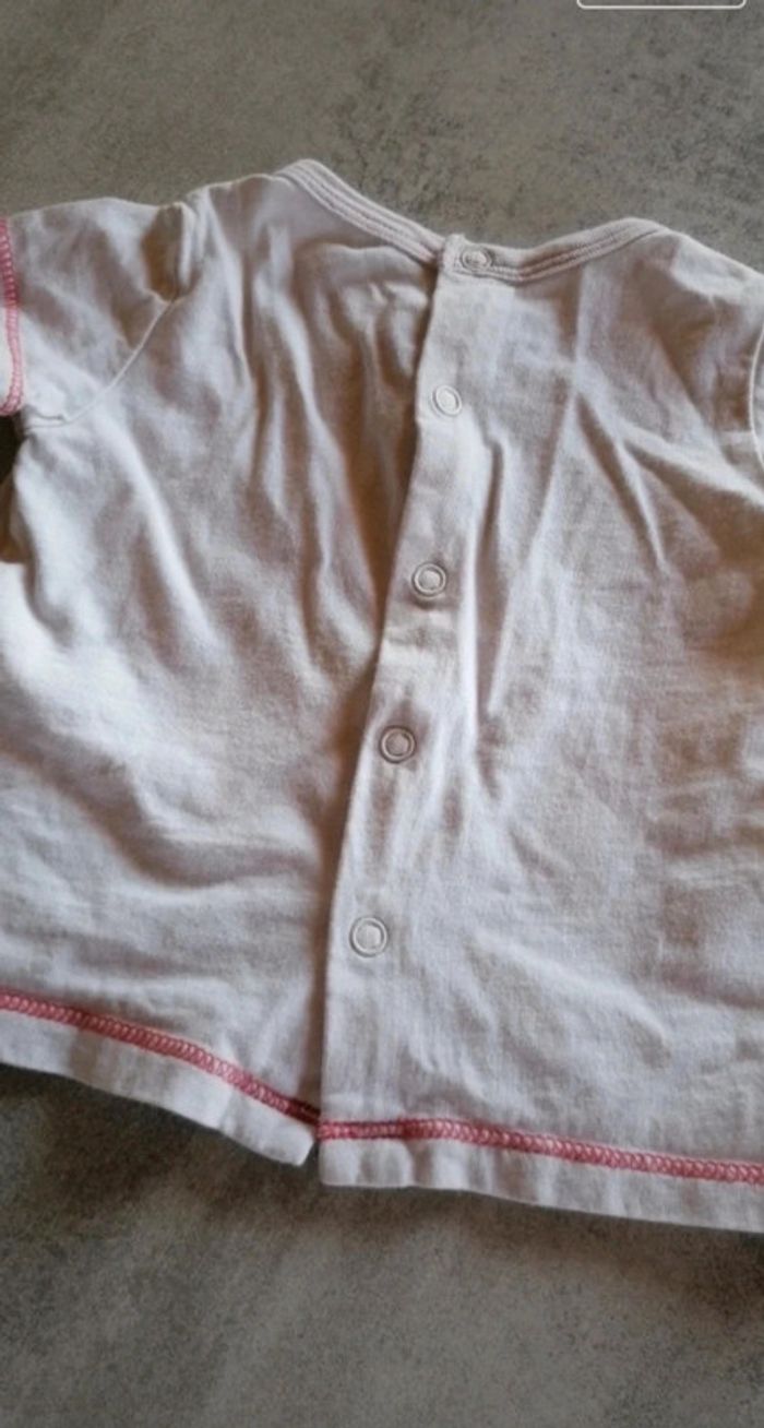 T shirt 6 mois - photo numéro 3