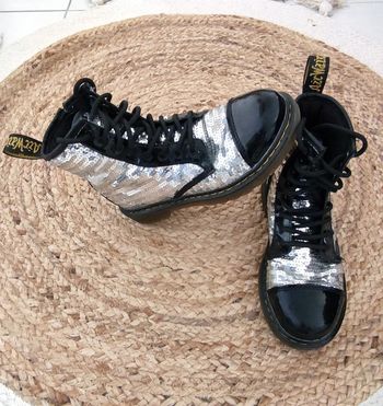 Dr Martens T.33