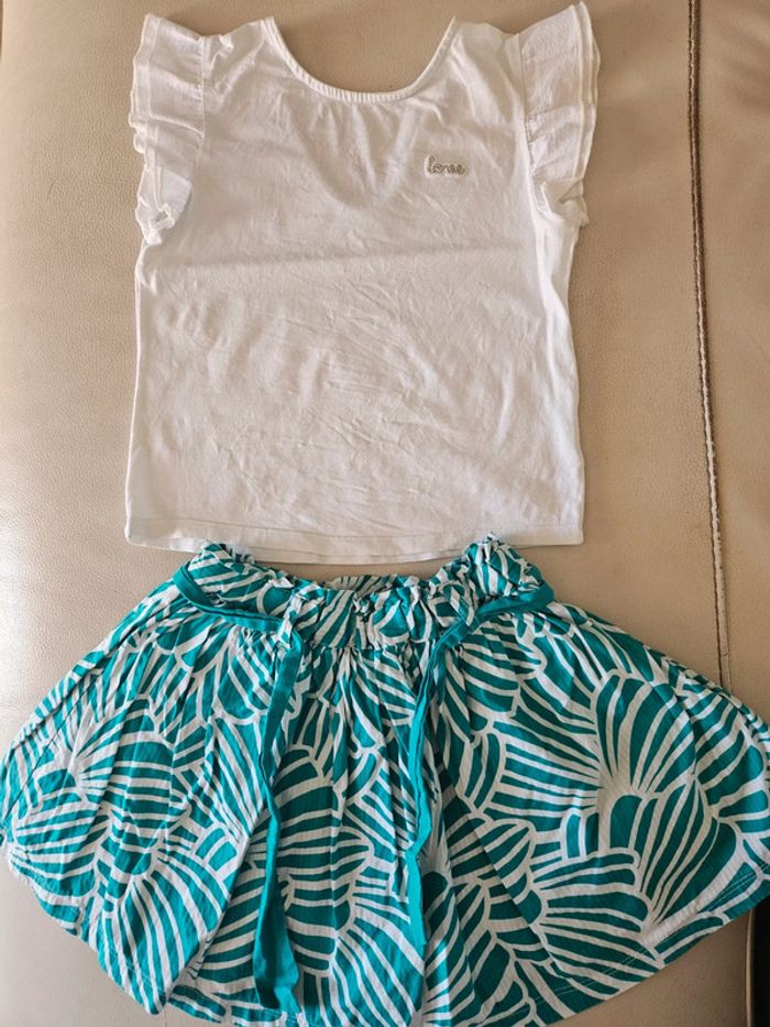 Ensemble jupe + tee shirt MC 6 ans