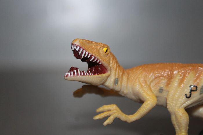 Figurine Velociraptor - Jurassic Park - photo numéro 2