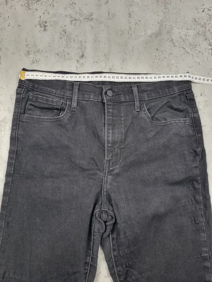 Jean Levi’s 720 Super Skinny Noir – Taille 40 FR Femme (mesures en photos) - photo numéro 5