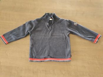 Pull 18mois