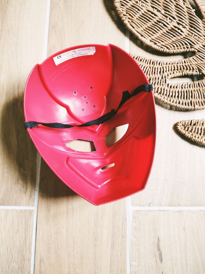 🥸 Déguisement/masque Power rangers Megaforce ranger rouge pour enfant - photo numéro 4