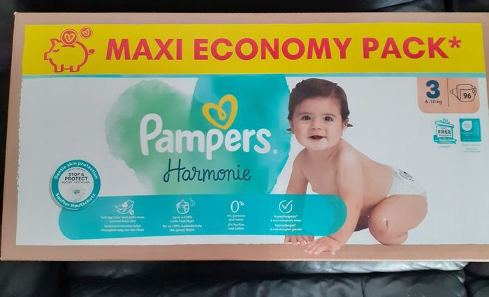 Couches Pampers harmonie