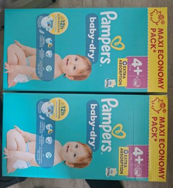 2 pampers taille 4+