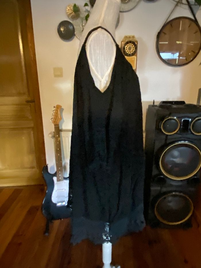 Tunique noire en dentelle – Taille XXL - photo numéro 4