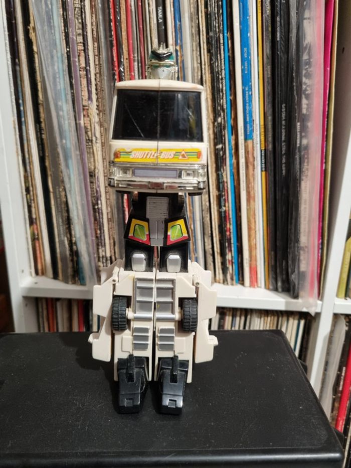 bus-bot transformable shuttle bus vintage 80' hobbies toys