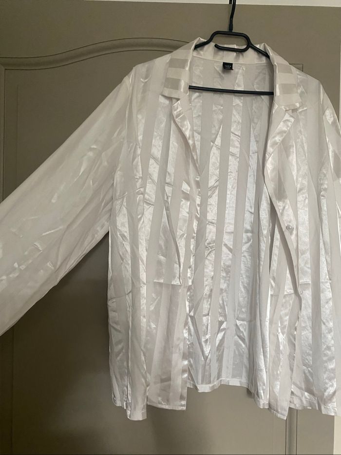 Chemise blanche - photo numéro 2