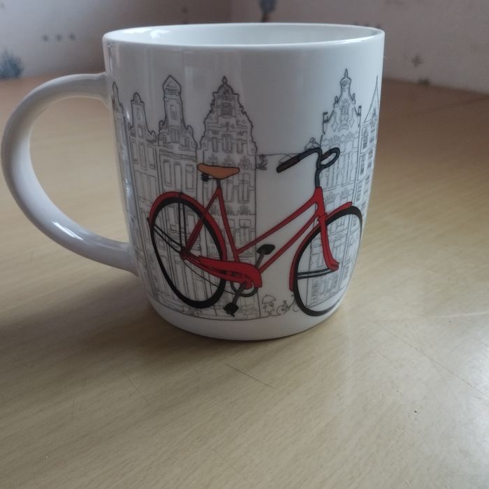 Grande tasse neuve - photo numéro 3