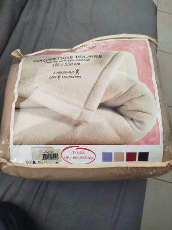 Couverture polaire neuf