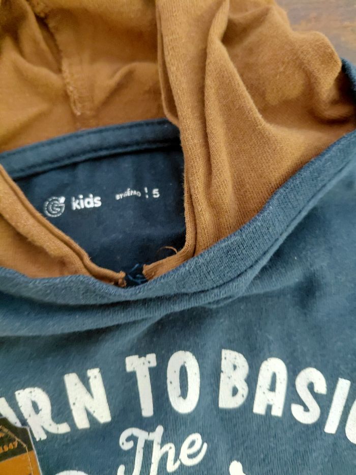 Lot vêtements garçon 5 ans - photo numéro 9