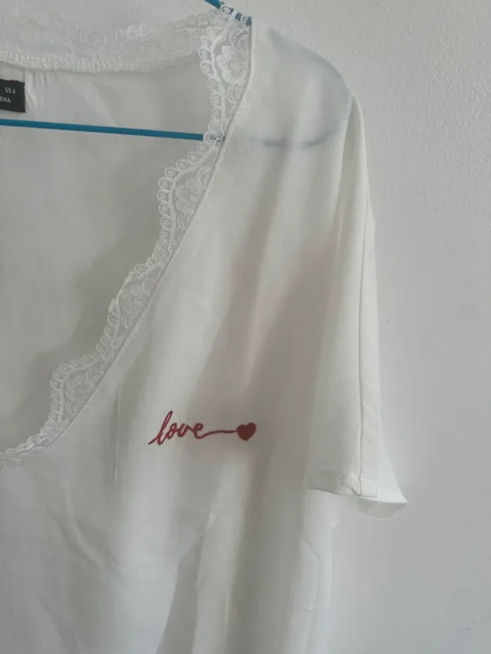 Blouse blanche - photo numéro 2