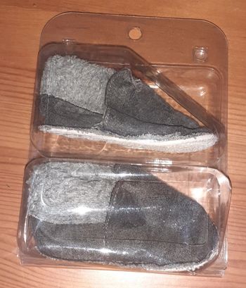 Chaussons pour bébé taille 19