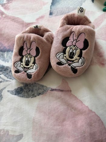 Chaussons bébé Minnie