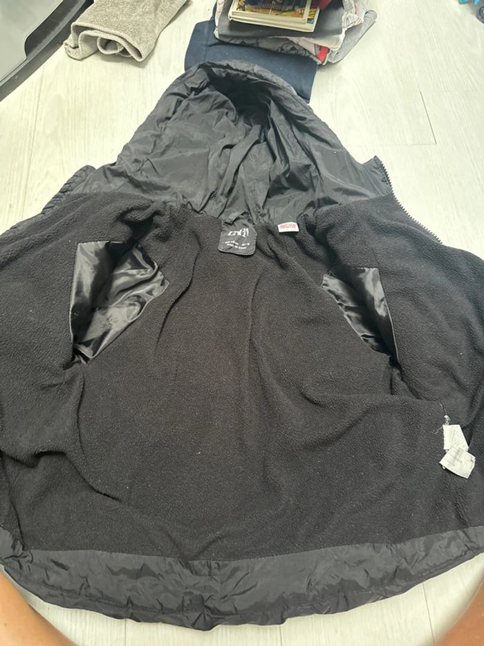 Doudoune noire Zara 4-5 ans - photo numéro 2