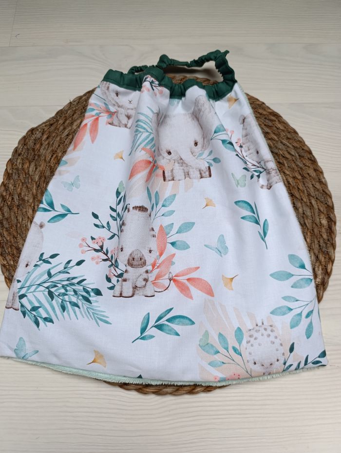 Bavoir maternelle - photo numéro 1