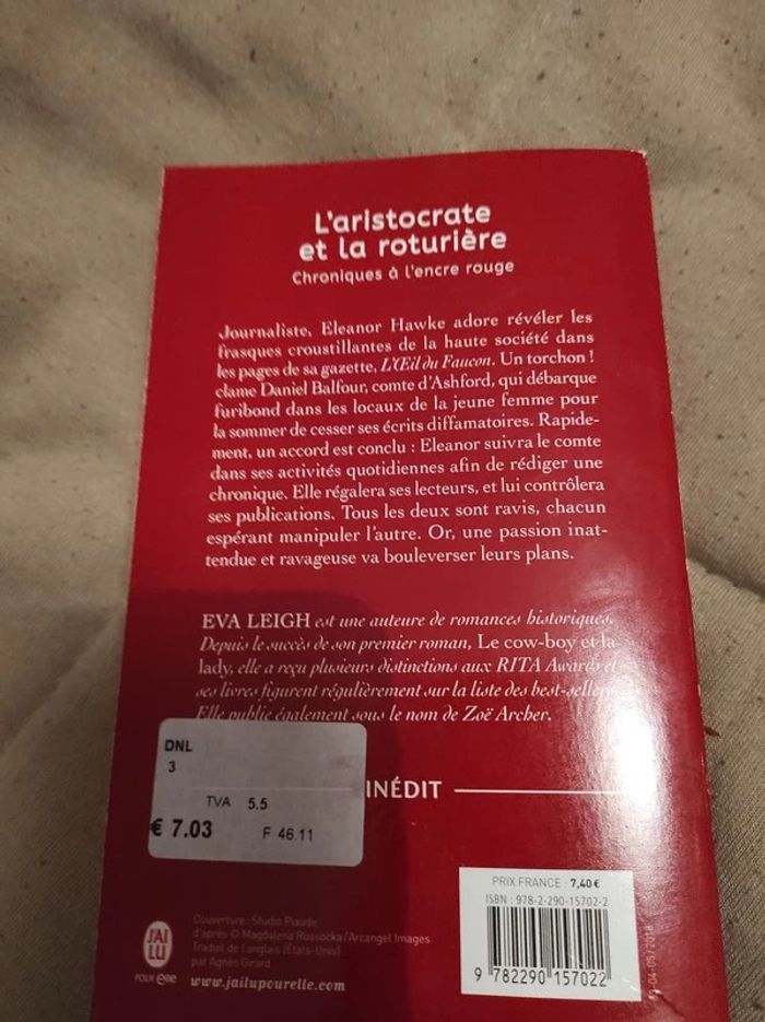 L'aristocrate et la roturière, chroniques à l'encre rouge. Eva leigh - photo numéro 2