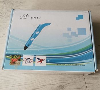 Stylo 3D + 20 fils de differentes couleurs