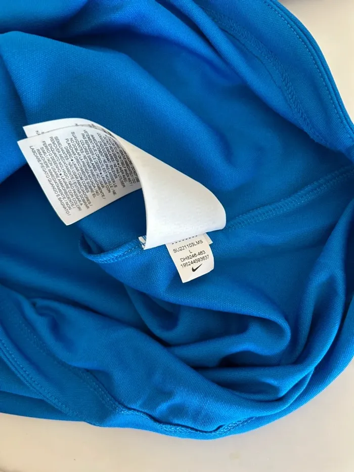 Haut Nike taille l - photo numéro 5